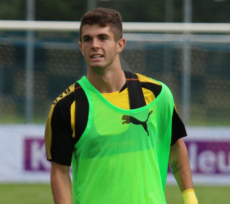 Christian_Pulisic_2017_(cropped)